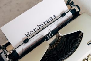 WordPressのアップデートが怖いサイト運用担当者向け：更新していい／ダメな判断フロー